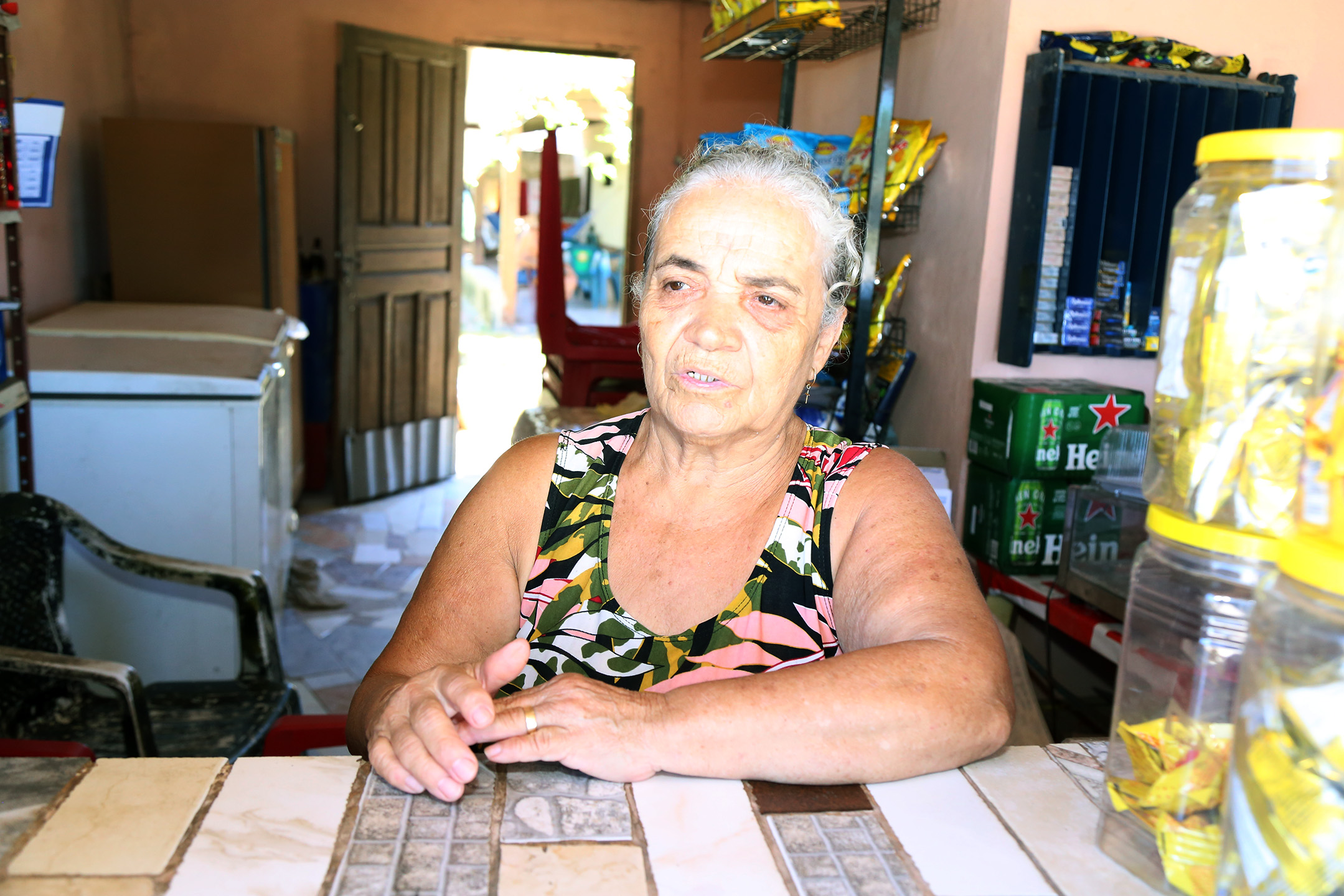 27 02 2025 ILUMINAÇÃO PRAIA CARNAVAL PERSONAGEM 2