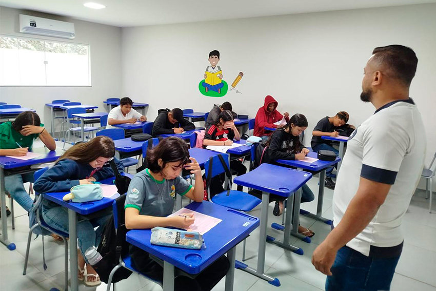 CORPO SIMULADO EDUCAÇÃO
