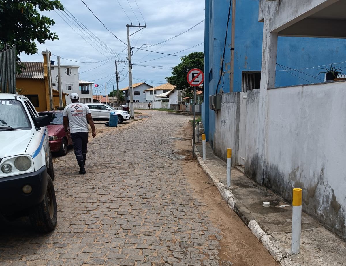 Manguinhos recebe sinalização para garantir segurança no trânsito 5