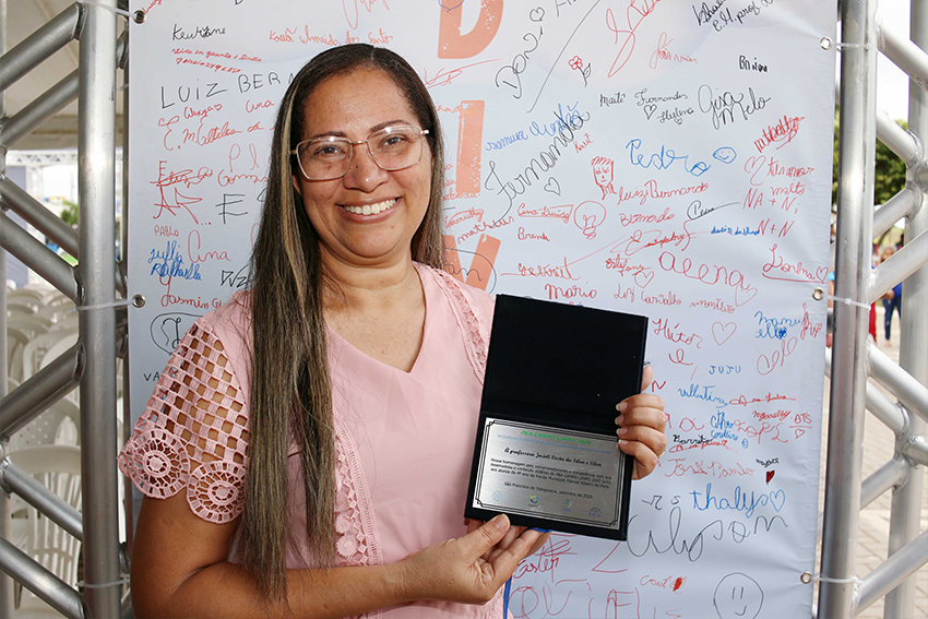 PROFESSORA PREMIAÇÃO