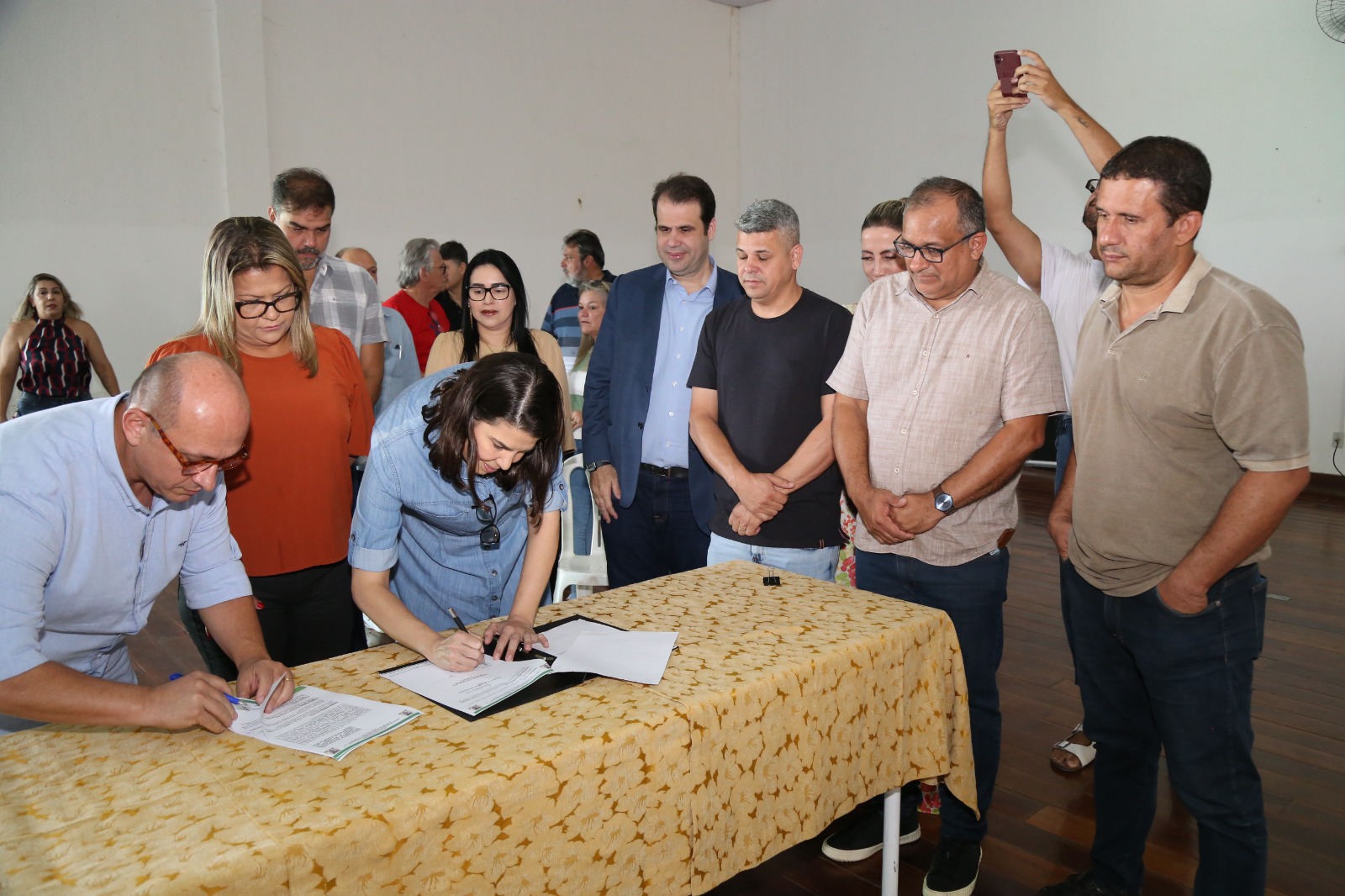 Prefeitura e Governo do Estado firmam convênio para inaugurar Teatro José Renato Cunha Ascom SFI wagner fraga 9