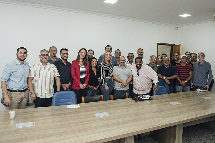 reunião secretário okokokok