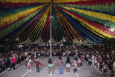 Apresentação de quadrilhas traz diversão e arte à Rancheirada