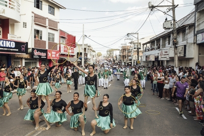 Patriotismo e emoção marcam primeiro dia de desfile em SFI
