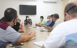 Com avanço da vacinação, prefeitura autoriza retorno das aulas presenciais nas escolas particulares e estaduais