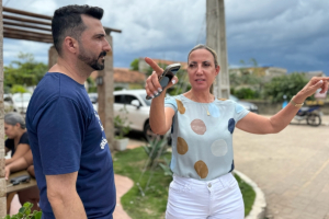 Prefeita Yara Cinthia visita o litoral de São Francisco para ouvir moradores