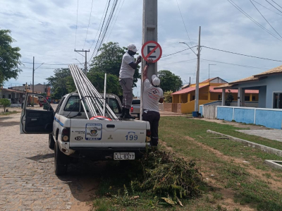Manguinhos recebe sinalização para garantir segurança no trânsito