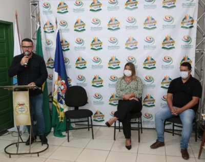 Na abertura da Semana Pedagógica, prefeita anuncia recomposição salarial de 12% para professores