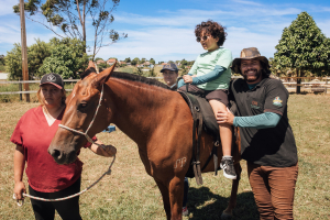 Equoterapia retorna atendimentos nesta segunda-feira (10)
