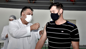 Covid-19: SFI planeja alcançar 90% da população adulta com a primeira dose nesta semana