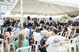 População prestigia a 1ª Feira Qualifica São Francisco