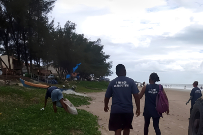 Cerca de 700 toneladas de lixo foram recolhidas nas praias e avenidas de SFI durante o Carnaval