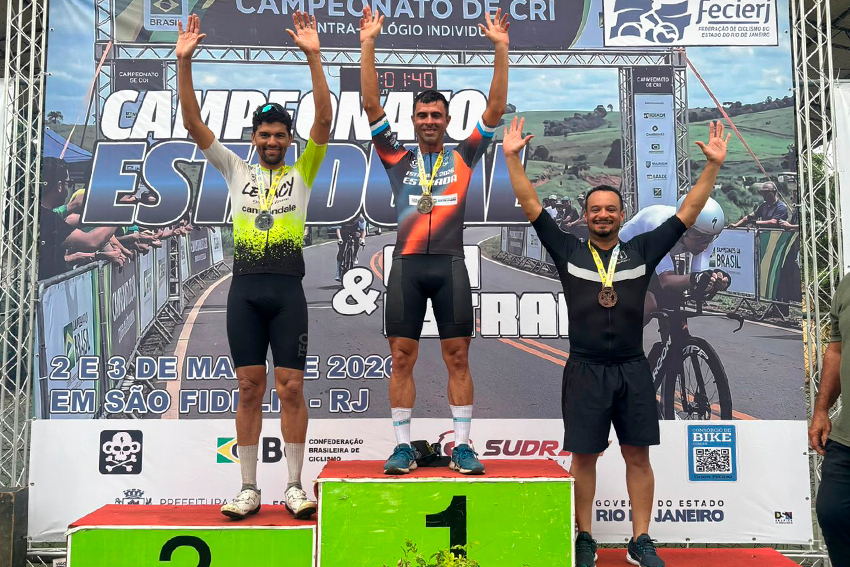 CICLISTAS 02