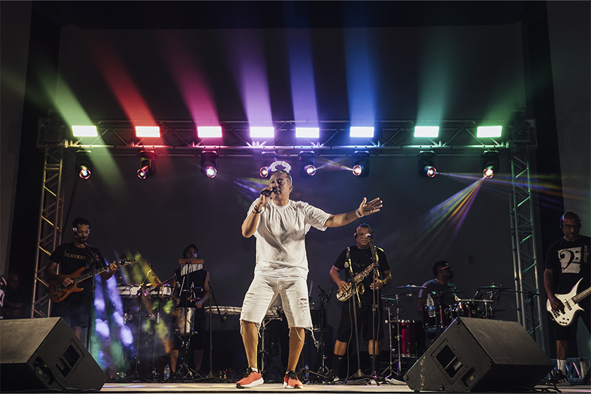 CORPO SHOW GIL PAIXÃO 1.jpg