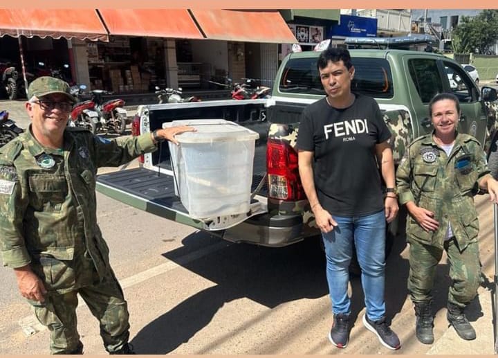 Guarda Ambiental resgata cobra dágua e ouriço cacheiro DIVULGAÇÃO GAM 4