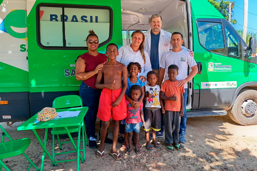 ODONTO MÓVEL PERIQUITO 01