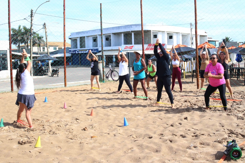 Verão do Seu Jeito: atividades esportivas começam em três praias do município