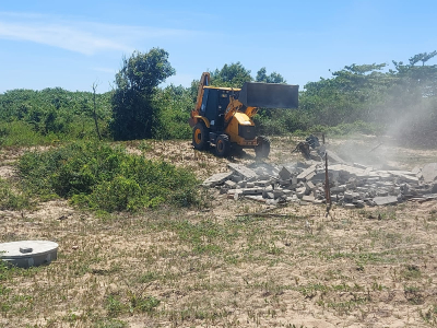 Sema realiza demolição de construção irregular em Gargaú e notifica oito em Santa Clara