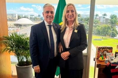 Prefeita Yara Cinthia cumpre agenda em Brasília em busca de investimentos para São Francisco de Itabapoana
