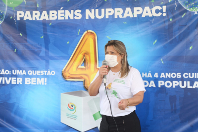 Quatro anos do Nuprapac: prefeita participa de panfletagem sobre conscientização
