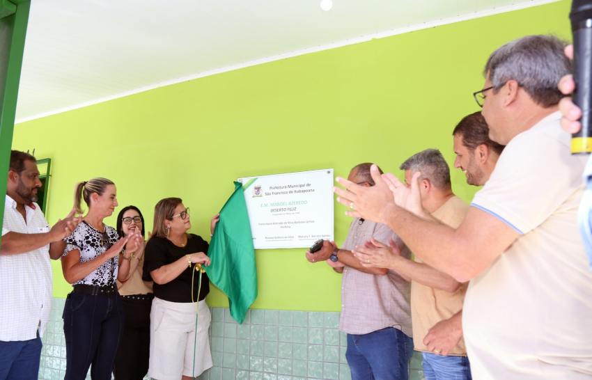 Prefeita entrega reforma e ampliação da escola de Deserto Feliz