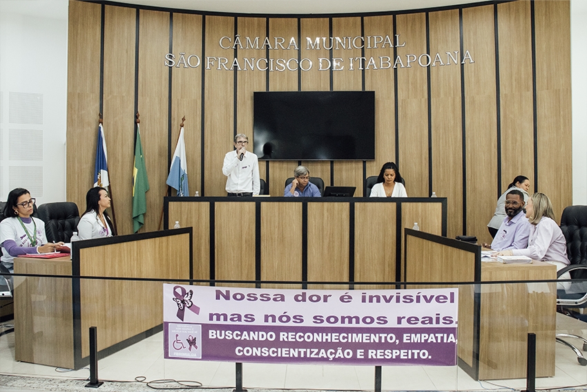 Prefeitura entrega Carteiras de Identificação da Pessoa com Fibromialgia a pacientes diagnosticados