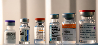 Covid-19: SFI vacina profissionais da saúde com quarta dose
