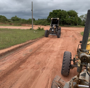 Mutirão das secretarias de Obras e Agricultura realiza patrolamento em ruas de Santa Clara