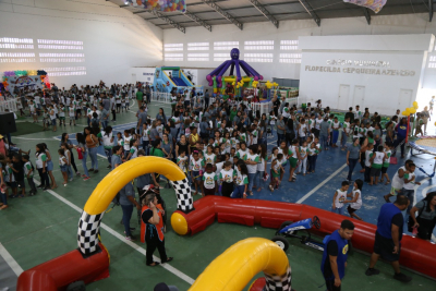 Festa das Crianças reúne cerca de 2.500 alunos