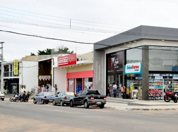 Parceria entre Procon-SFI e CDL promove renegociação de dívidas no comércio local