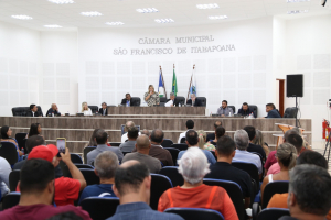 Prefeita participa da abertura do ano legislativo