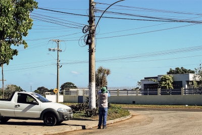 Censo da iluminação pública começou a ser realizado nesta quarta-feira (9) em SFI