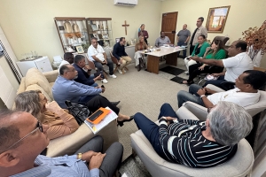 Líderes religiosos e secretarias alinham últimos detalhes da "Caminhada da Família"