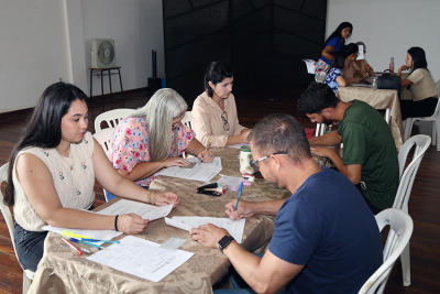 Servidores da Educação aprovados no último concurso escolhem seus postos de trabalho