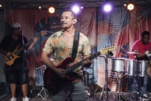 Luciano Botinelly é a atração do Luau da SMECT nesta sexta (06/02)