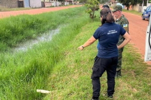 Prefeitura alerta: descarte de esgoto na Rua da Vala pode gerar multa