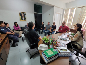 Ronda Maria da Penha de SFI é apresentado à prefeita de Cardoso Moreira