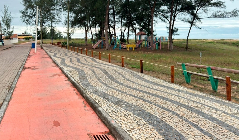 Santa Clara é mais uma orla a receber piquetes para auxiliar na preservação ambiental